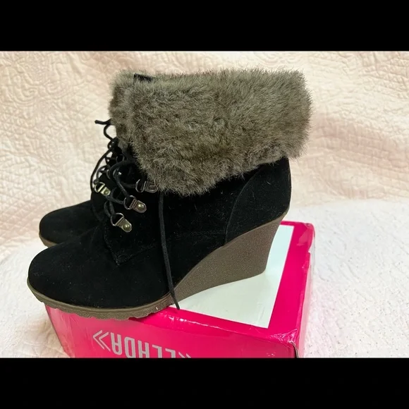 Used - Picture 4 of 5